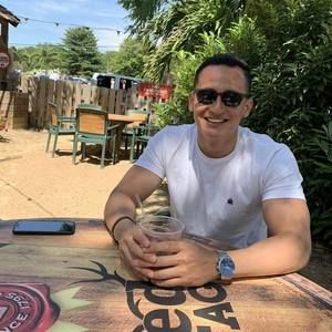 Meet your Posher, Marcos